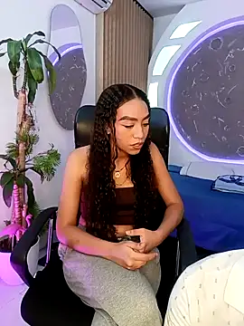 Snapshot of ritzabeth_daniel chatting on 26, 4, 2026 ritzabeth daniel online show from 26, 4, 2026