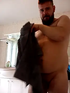 Enzo9911 online show from 4, 4, 2026