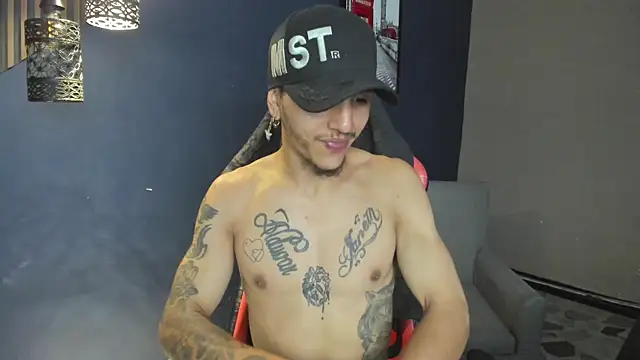 DanteLuxx online show from 2, 4, 2026