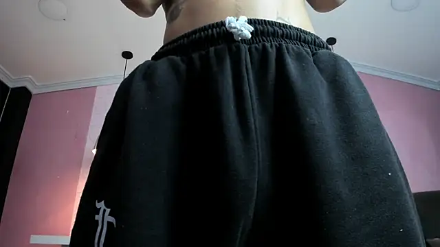 DanteLuxx online show from 28, 4, 2026