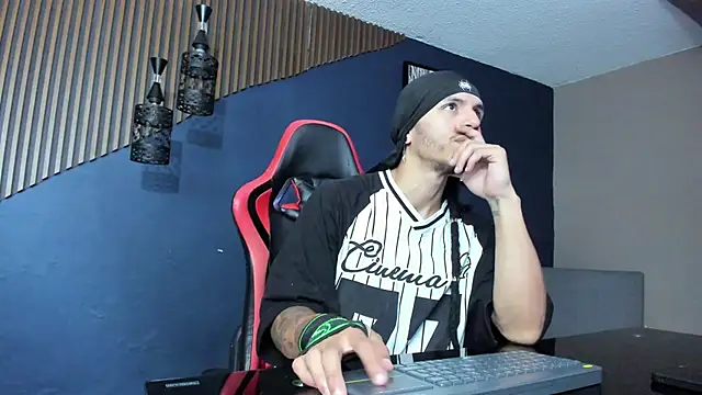 DanteLuxx online show from 5, 4, 2026