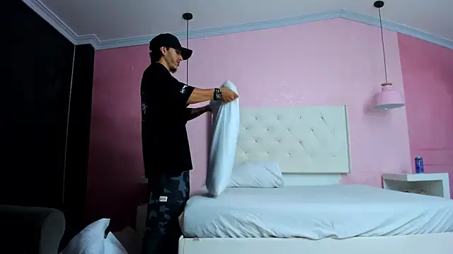 DanteLuxx online show from 19, 4, 2026