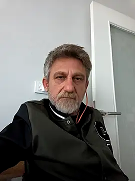 arelll34 online show from 5, 4, 2026