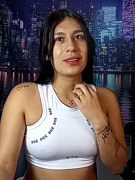 charlottte wh online show from 12, 4, 2026