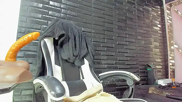 ScarlettSexRx online show from 15, 4, 2026