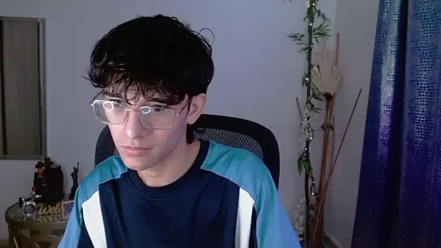 Snapshot of noah_millerx chatting on 9, 5, 2026 noah millerx online show from 9, 5, 2026