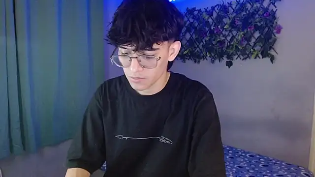 noah millerx online show from 13, 4, 2026