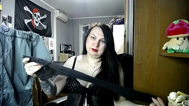 EvaBeautyXx online show from 4, 3, 2026