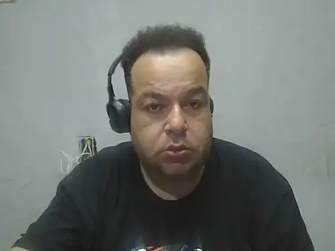 UrsoBissexualPauGrosso online show from 18, 3, 2026