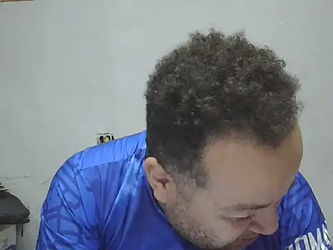 UrsoBissexualPauGrosso online show from 1, 4, 2026