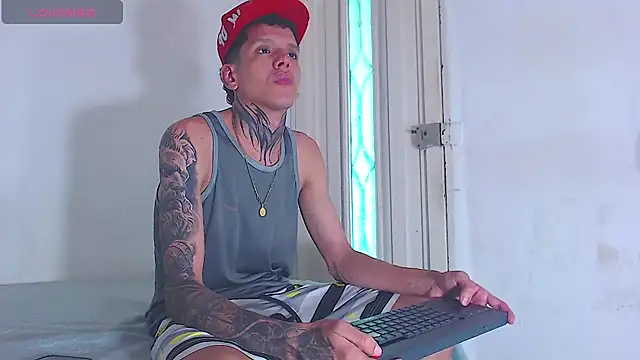 gabriel reyes21 online show from 4, 8, 2026