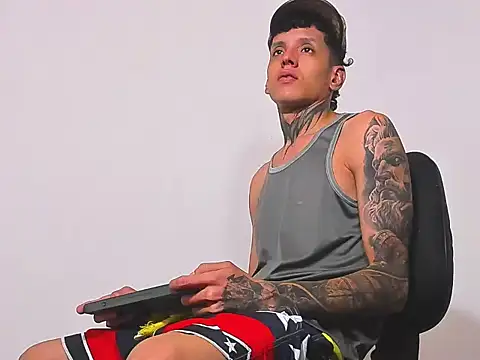 Snapshot of gabriel_reyes21 chatting on 19, 5, 2026 gabriel reyes21 online show from 19, 5, 2026