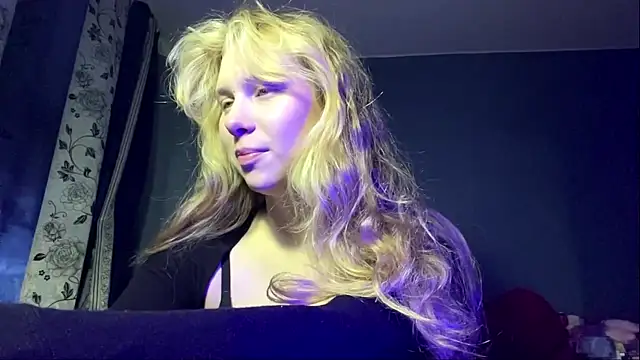 ShariLappas online show from 14, 4, 2026