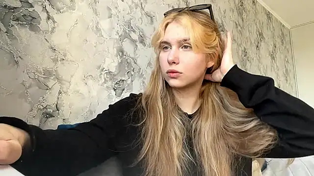 ShariLappas online show from 12, 3, 2026