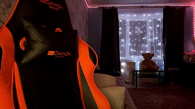 AkikoAnkrom online show from 1, 3, 2026