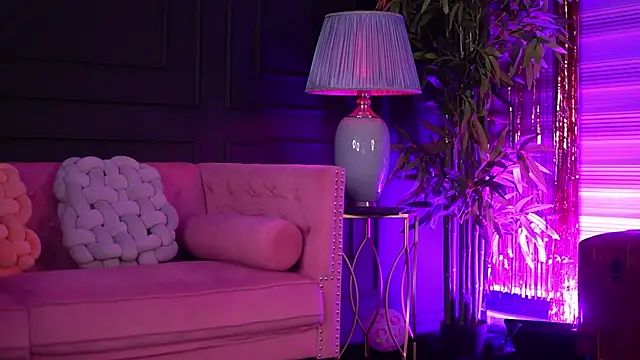 AlessiaNoire online show from 10, 5, 2026
