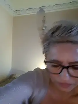 LunaBlaise online show from 26, 5, 2026