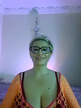 LunaBlaise online show from 25, 5, 2026