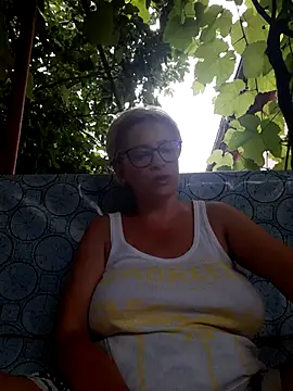 LunaBlaise online show from 27, 6, 2026
