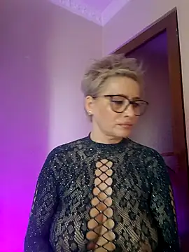LunaBlaise online show from 16, 5, 2026