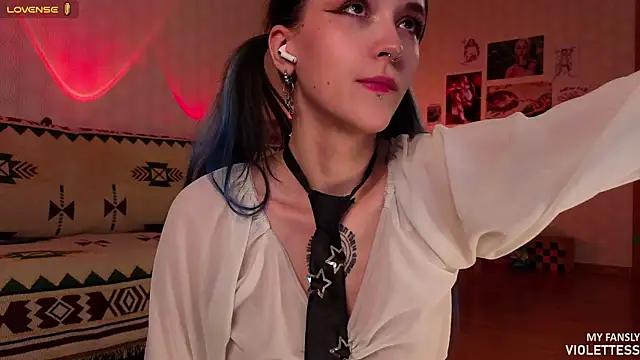 violettess online show from 30, 4, 2026