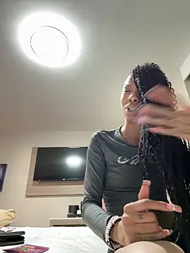 tinkyybae online show from 28, 2, 2026