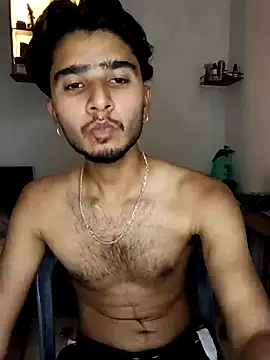 Snapshot of CoralN chatting on 24, 4, 2026 CoralN online show from 24, 4, 2026