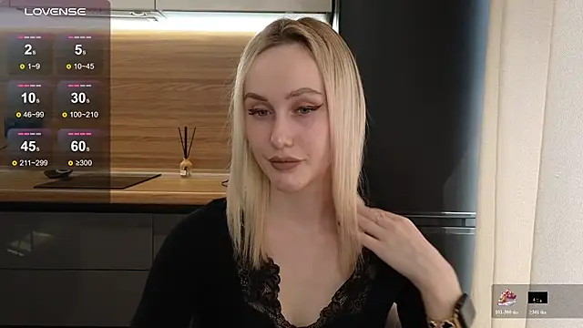 Snapshot of Bella_Villen chatting on 1, 7, 2026 Bella Villen online show from 1, 7, 2026