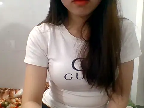 Snapshot of kiraa-007 chatting on 17, 5, 2026 kiraa-007 online show from 17, 5, 2026
