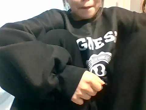 Snapshot of kiraa-007 chatting on 9, 3, 2026 kiraa-007 online show from 9, 3, 2026