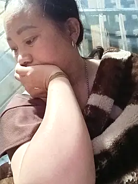 Lindxx-hot online show from 24, 3, 2026