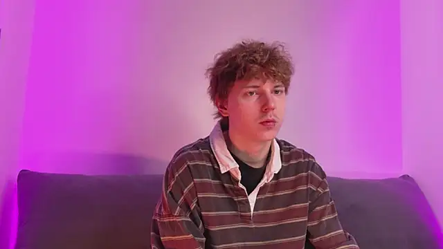 Mickey Hawk online show from 13, 4, 2026