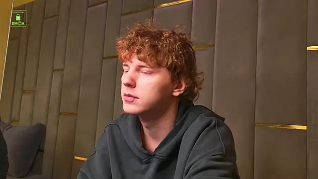 Mickey Hawk online show from 7, 4, 2026