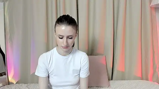 EllieRough online show from 19, 4, 2026