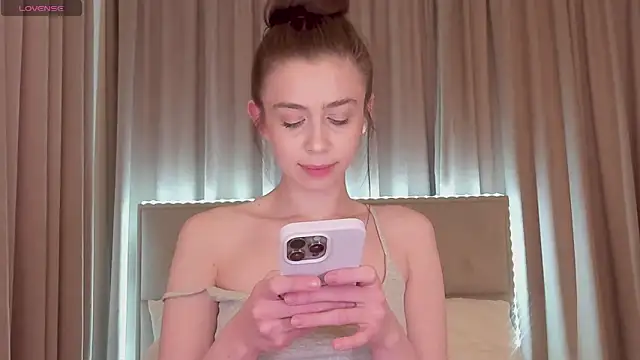 Nikalettaa online show from 21, 4, 2026