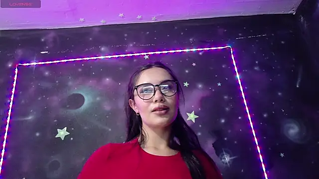 ValentinaRojass  online show from 23, 4, 2026