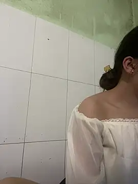 Snapshot of Xoai-cute chatting on 2, 3, 2026 Xoai-cute online show from 2, 3, 2026