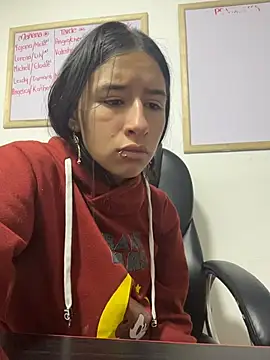 LilyRossi  online show from 10, 7, 2026