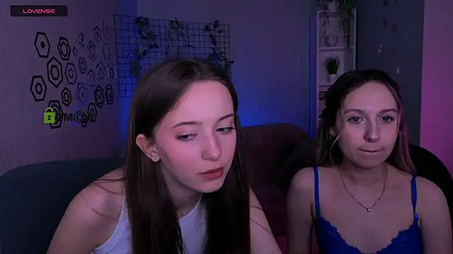 chloe ley online show from 5, 4, 2026