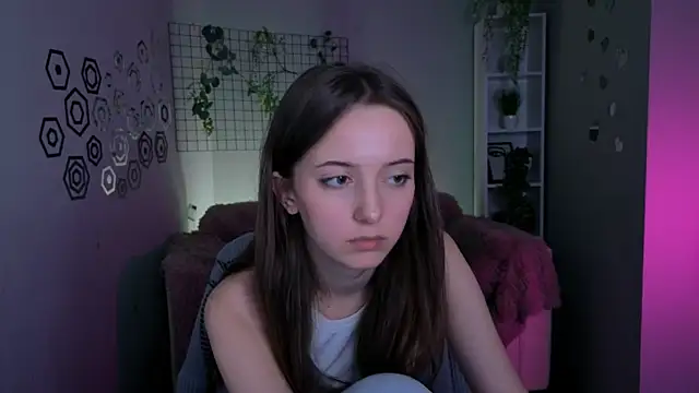 chloe ley online show from 14, 4, 2026