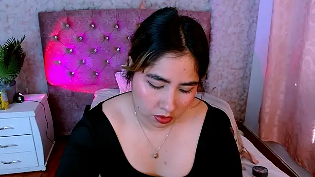 Sofiazaf  online show from 4, 3, 2026