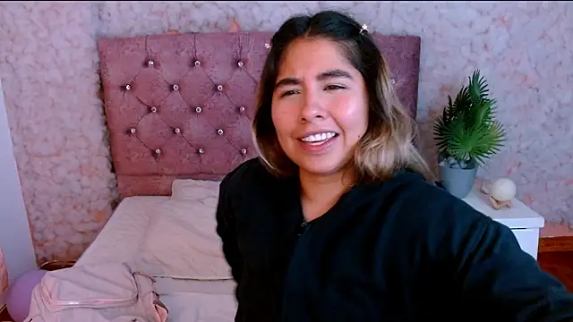 Sofiazaf  online show from 9, 3, 2026