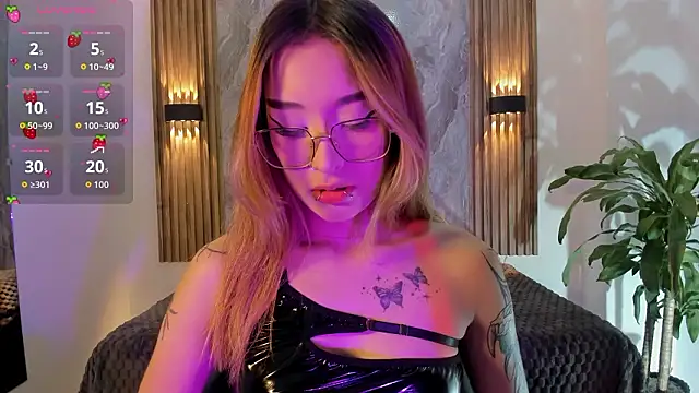 Snapshot of Melodylanee chatting on 7, 3, 2026 Melodylanee online show from 7, 3, 2026