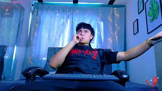 Snapshot of Dantekent chatting on 2, 7, 2026 Dantekent online show from 2, 7, 2026