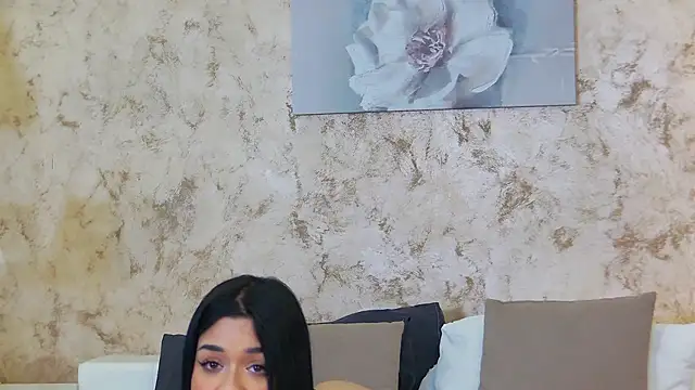 Snapshot of MissNaomiBelle chatting on 30, 4, 2026 MissNaomiBelle online show from 30, 4, 2026