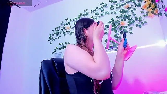 violeta cutee online show from 9, 3, 2026