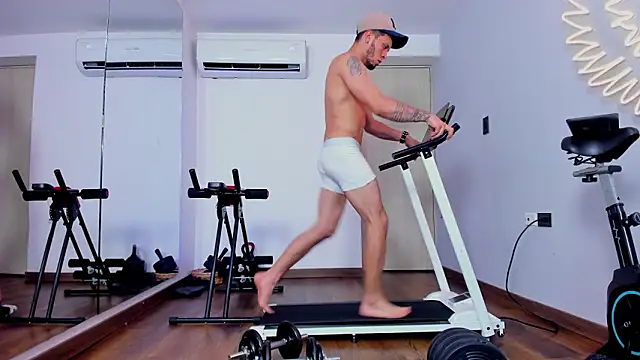 Snapshot of mike_burke chatting on 1, 3, 2026 mike burke online show from 1, 3, 2026