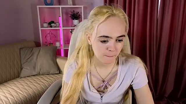 Bambi Bloom online show from 3, 3, 2026