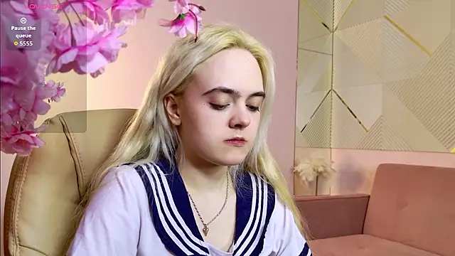 Bambi Bloom online show from 11, 3, 2026