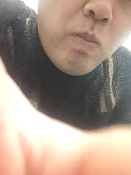 Snapshot of wanggang880903 chatting on 7, 3, 2026 wanggang880903 online show from 7, 3, 2026